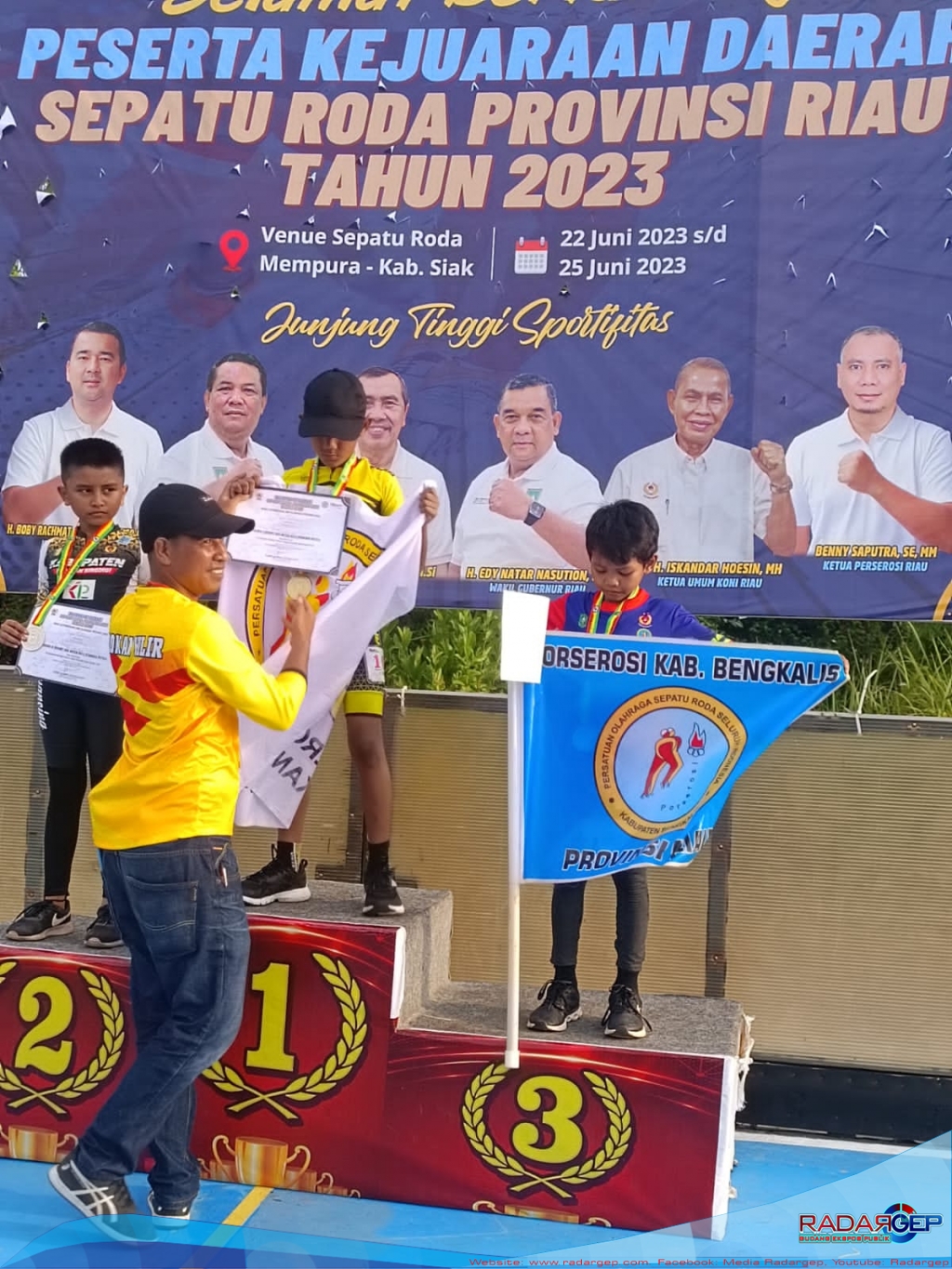 Rohil Juara Umum 3 Kejuaraan Daerah Riau Sepatu Roda Di Siak